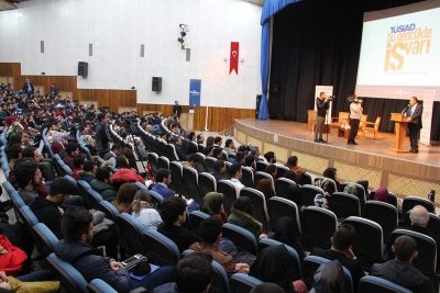 TÜSİAD Bu Gençlikte İŞ Var! Elazığ’da Gençlerle Buluştu!