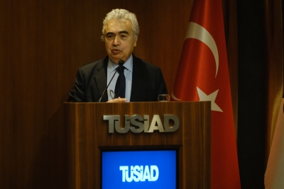 “Enerji, Sanayi ve Ticaret Üçgeninde Dünya ve Türkiye için Değerlendirmeler” etkinliği düzenlendi
