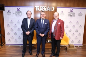 Argüden Yönetişim Akademisi tarafından, TÜSİAD ev sahipliğinde gerçekleştirilen “Yönetim Kurulları ve Yapay Zeka” Etkinliği