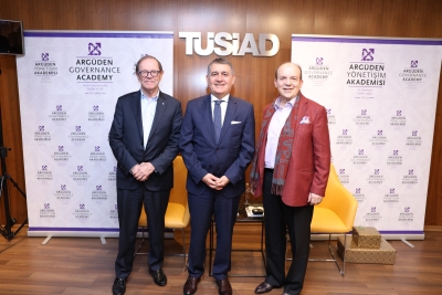 Argüden Yönetişim Akademisi tarafından, TÜSİAD ev sahipliğinde gerçekleştirilen “Yönetim Kurulları ve Yapay Zeka” Etkinliği
