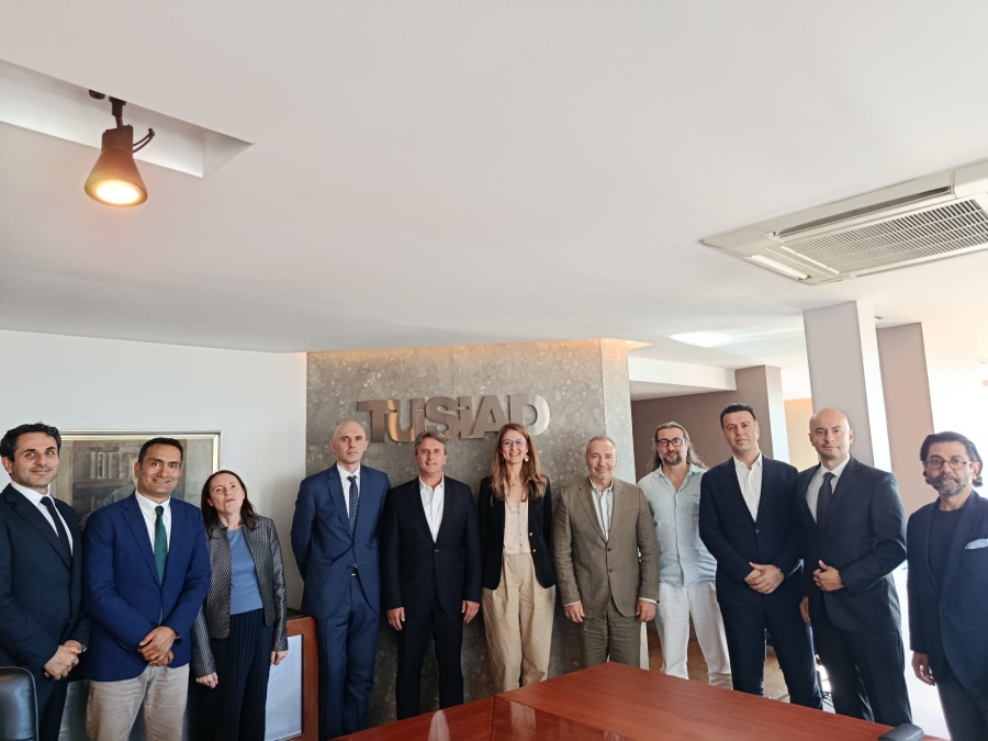 Küresel Gelişmeler Ekseninde Enerji Jeopolitiği, Enerji Sektöründe Yatırım Ortamı ve Finansmana Erişim Başlıklı Toplantı Gerçekleştirildi