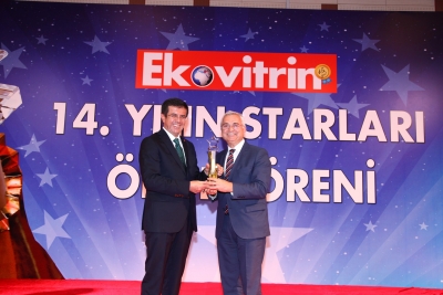 Ekovitrin Dergisi tarafından TÜSİAD'a "Yılın Sivil Toplum Kuruluşu" Ödülü verildi