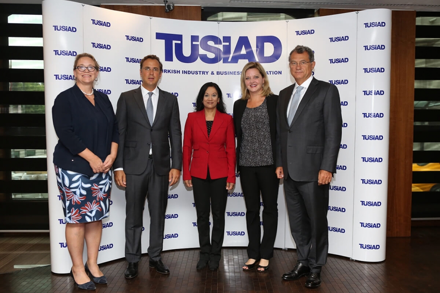 MANISHA SINGH TÜSİAD’I ZİYARET ETTİ
